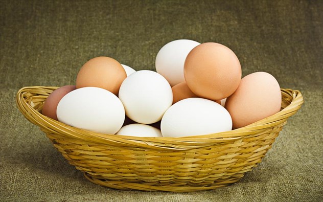 Γιατί κάποια αυγά είναι καφέ και άλλα άσπρα; - Φωτογραφία 1