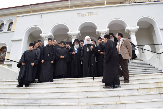 11111 - Φωτογραφίες από την υποδοχή του Πατριάρχη Σερβίας κ.κ. Ειρηναίου στην πρωτεύουσα του Αγίου Όρους - Φωτογραφία 19