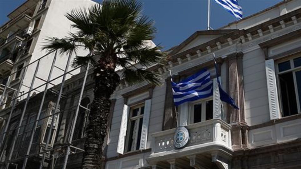 Την απόλυση πρώην προξένου της Ελλάδας στη Σμύρνη ζητά η Επίτροπος Δημόσιας Διοίκησης - Φωτογραφία 1