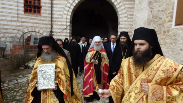 11120 - Ο Πατριάρχης της Σερβίας στην Ιερά Μονή Χιλιανδαρίου - Φωτογραφία 3