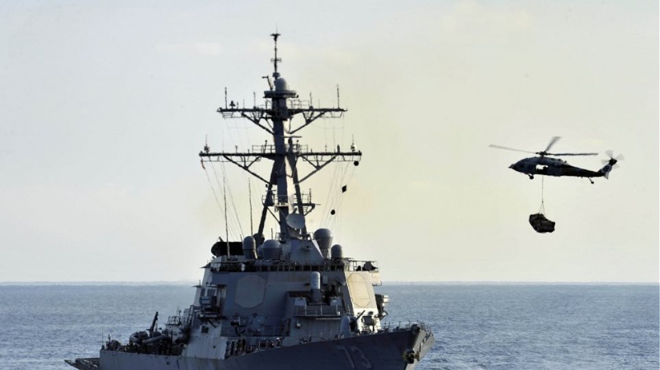 Νότια Κίνα: Κινεζικό πλοίο αναγκάζει αμερικανικό αντιτορπιλικό να αλλάξει πορεία - Φωτογραφία 1