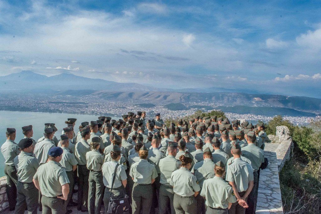 Επίσκεψη Σπουδαστών IΙΙης Τάξης ΣΜΥ στους μαρτυρικούς Λιγκιάδες και Ύψωμα Μαχητή στο Καλπάκι (10 ΦΩΤΟ) - Φωτογραφία 4