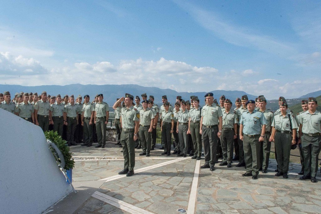 Επίσκεψη Σπουδαστών IΙΙης Τάξης ΣΜΥ στους μαρτυρικούς Λιγκιάδες και Ύψωμα Μαχητή στο Καλπάκι (10 ΦΩΤΟ) - Φωτογραφία 8