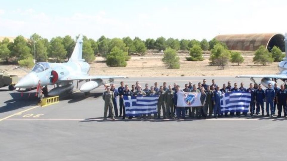 Πρωτιά για τους Έλληνες πιλότους στο ΝΑΤΟ - Φωτογραφία 1