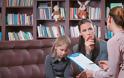Τι πρέπει να κάνουν οι γονείς αν το παιδί τους μιλάει πολύ κατά τη διάρκεια του μαθήματος;