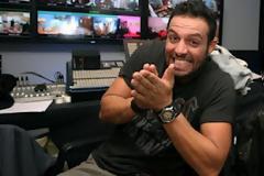 Σ. Πούμπουρας: Δείτε την ΕΝΤΥΠΩΣΙΑΚΗ κοπέλα του!