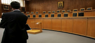 Δικαστήριο στη Λέσβο σώζει υπερχρεωμένη οικογένεια - Φωτογραφία 1