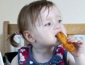 Μεγάλη Βρετανία: Κοριτσάκι αλλεργικό στα πάντα εκτός από … ψαροκροκέτες - Φωτογραφία 1