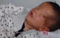 Παγκόσμια συγκίνηση για το αγοράκι που γεννήθηκε χωρίς μάτια - Φωτογραφία 2
