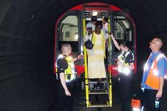 ΔΕΙΤΕ: Υδάτινος εφιάλτης στο μετρό του Λονδίνου