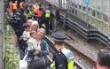 ΔΕΙΤΕ: Υδάτινος εφιάλτης στο μετρό του Λονδίνου - Φωτογραφία 3