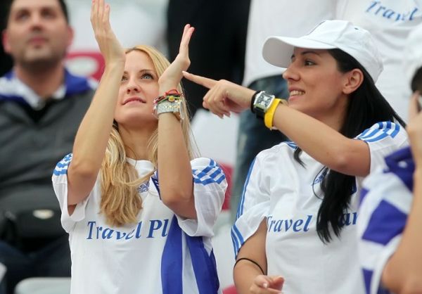 EURO 2012: Ελληνίδες - Πολωνέζες σημείωσατε... Χ! (pics) - Φωτογραφία 3