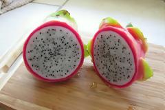 Φωτογραφίες : To εντυπωσιακό φρούτο του Δράκου !