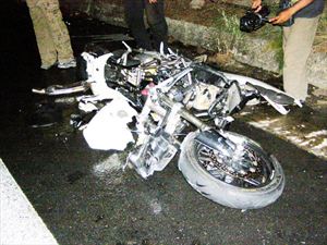 Σοβαρός τραυματισμός 44χρονου μοτοσικλετιστή - Φωτογραφία 1