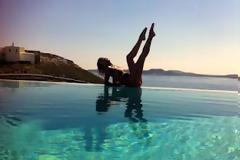 Η Χριστίνα Παππά ποζάρει πιο σέξι από ποτέ!