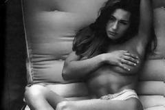 H Ελένη Πετρουλάκη μας γυμνάζει (τα μάτια) εδώ και 20 χρόνια