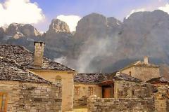 22 από τα πιο όμορφα χωριά της Ελλάδας, για να... ταξιδέψουμε.