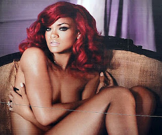 Η Rihanna γυμνή στο... δρόμο - Φωτογραφία 2