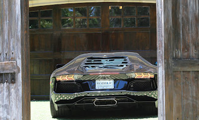 Η Kim Kardashian αγόρασε Lamborghini στον Kanye για τα γενέθλιά του! - Φωτογραφία 1
