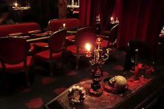 Vampire Cafe : Μια καφετέρια για βρικόλακες στο Τόκυο