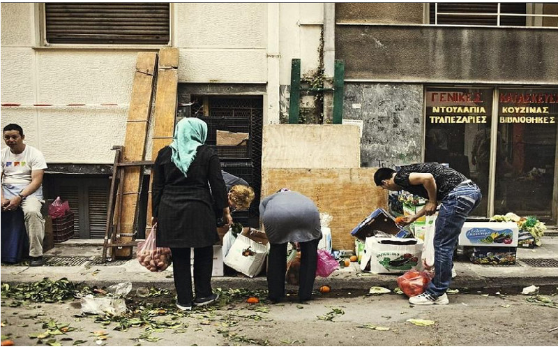 ΔΕΙΤΕ: Αυτή είναι η Ελλάδα της κρίσης σύμφνωα με τη Le Monde! - Φωτογραφία 3