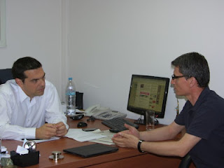 Συνέντευξη Τσίπρα σε Αλβανική εφημερίδα: «Αχρηστεύει» τη συμφωνία Καραμανλή για τα θαλάσσια ύδατα και «υποχωρεί»... - Φωτογραφία 2