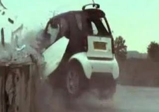 Βίντεο με crash test σε Smart και Opel Corsa που σοκάρει! Τελικά πόσο ασφαλή είναι τα μικρά αυτοκίνητα; - Φωτογραφία 1