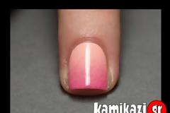 Δείτε πως μπορείτε να βάψετε μόνες σας τα νύχια σας έτσι!