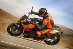 Super Duke 990: Βάλε στη ζωή σου διασκέδαση με 7.890€!