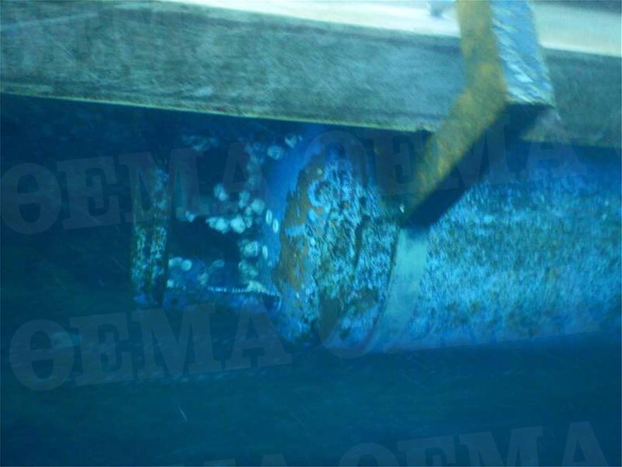 Πώς οι βατραχάνθρωποι του Λιμενικού «ξήλωσαν» ναρκωτικά μέσα από πλοίο στο Κερατσίνι - Φωτογραφία 6