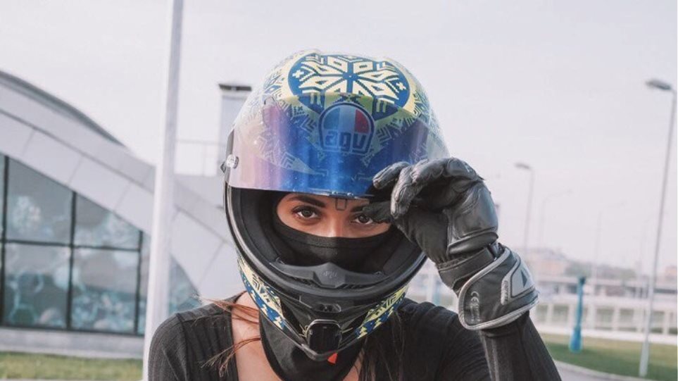 Νεκρή σε τροχαίο η πιο σέξι μοτοσικλετίστρια και motoblogger της Ρωσίας - Φωτογραφία 1