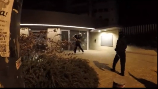 Βίντεο από την επίθεση Ρουβίκωνα - Φωτογραφία 1