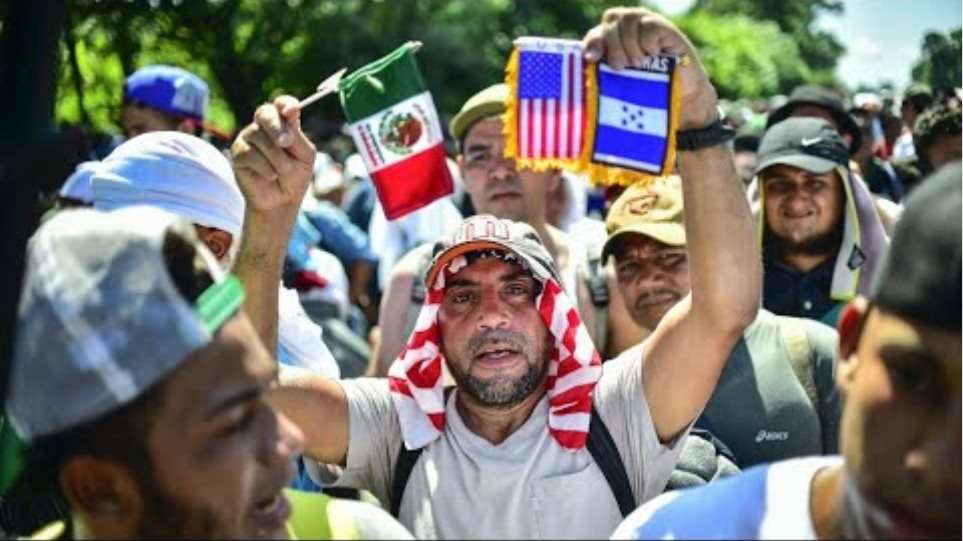 Χιλιάδες μετανάστες από την Ονδούρα κατευθύνονται προς το Μεξικό και τις ΗΠΑ - Φωτογραφία 4