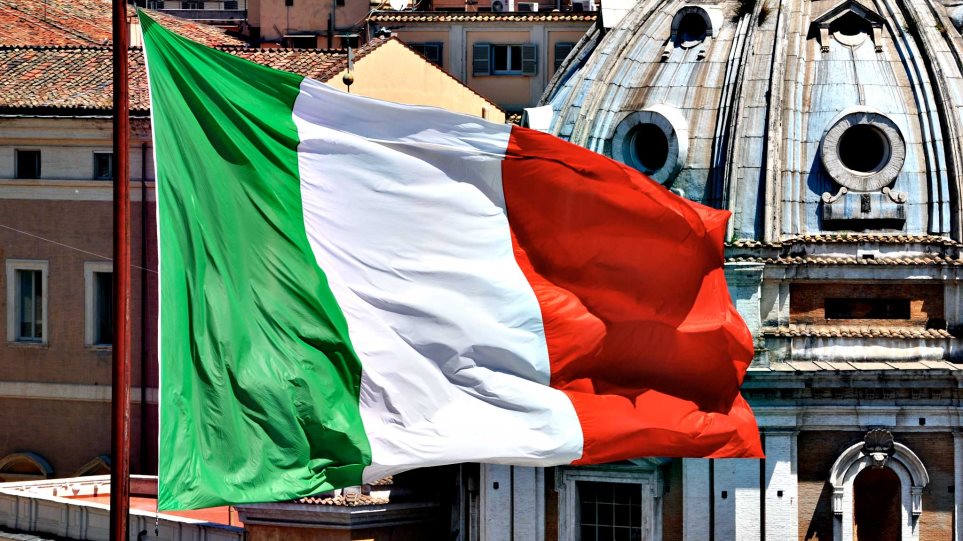 Spiegel: «Mια μαύρη εβδομάδα για την Ιταλία» - Φωτογραφία 1