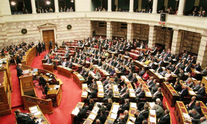 Τάραξε τα νερά στη Βουλή ο Άδωνις Γεωργιάδης με τα κρούσματα φυματίωσης- Τι προβλέπει ο προϋπολογισμός του 2019 για την Υγεία - Φωτογραφία 1