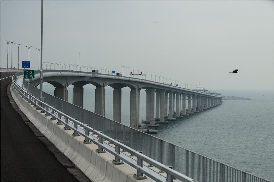 Αυτή είναι η μεγαλύτερη θαλάσσια γέφυρα στον κόσμο μήκους 55 χιλιομέτρων - Φωτογραφία 4