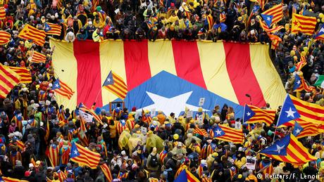 DW: Υπάρχει φως στο τούνελ της καταλανικής κρίσης; - Φωτογραφία 1