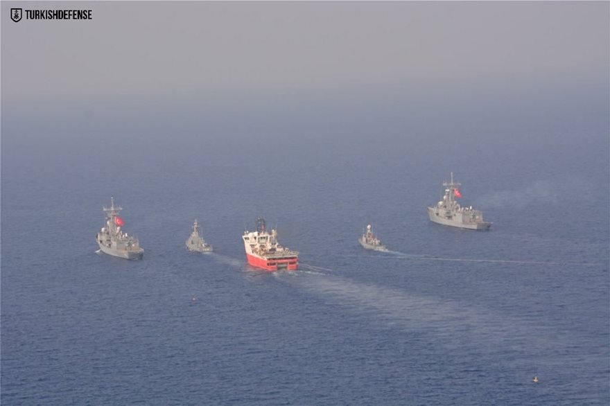 Επίδειξη δύναμης από το Τουρκικό Επιτελείο: Διαφημίζει το Μπαρμπαρός και τα πολεμικά πλοία που το συνοδεύουν! - Φωτογραφία 2