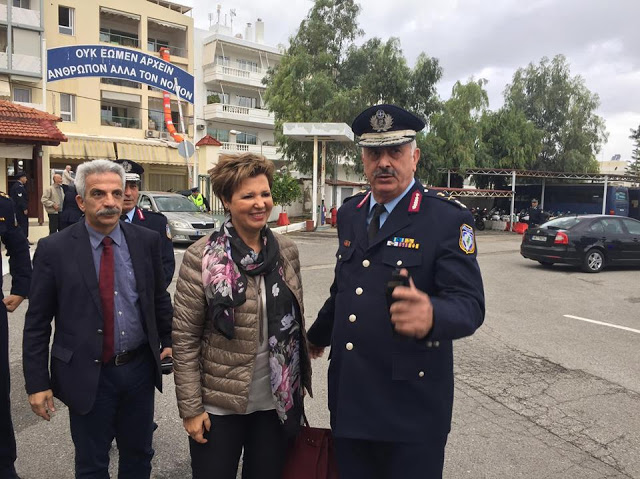 Τριάντα περιπολικά δώρισε στην ΕΛΑΣ ο Μιχάλης Λεμπιδάκης - Εικόνες - Φωτογραφία 2