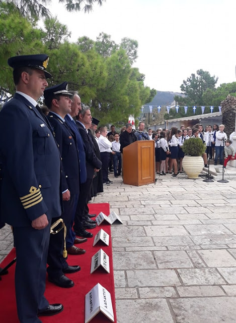 28Η ΟΚΤΩΒΡΙΟΥ: ΜΕ ΛΑΜΠΡΟΤΗΤΑ ΕΟΡΤΑΣΤΗΚΕ Η ΕΠΕΤΕΙΟΣ ΤΟΥ ΟΧΙ ΣΤΗ ΒΟΝΙΤΣΑ | ΦΩΤΟ Στέλλα Λιάπη - Φωτογραφία 191