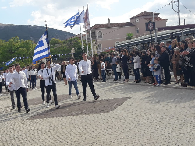 28Η ΟΚΤΩΒΡΙΟΥ: ΜΕ ΛΑΜΠΡΟΤΗΤΑ ΕΟΡΤΑΣΤΗΚΕ Η ΕΠΕΤΕΙΟΣ ΤΟΥ ΟΧΙ ΣΤΗ ΒΟΝΙΤΣΑ | ΦΩΤΟ Στέλλα Λιάπη - Φωτογραφία 71