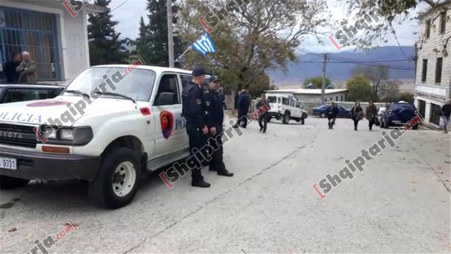 Νεκρός από αστυνομικά πυρά ο ομογενής που ύψωσε Ελληνικές σημαίες στο Αργυρόκαστρο - Φωτογραφία 7