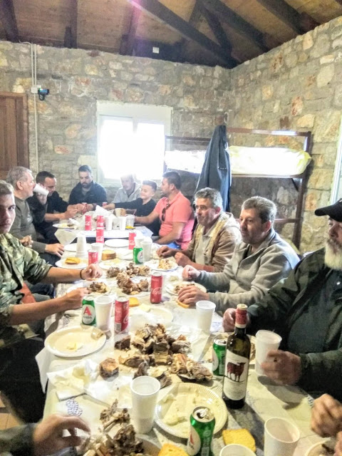 ΕΓΚΑΙΝΙΑ στο καταφύγιο του κυνηγετικού συλλόγου ΒΟΝΙΤΣΑΣ, στα Ακαρνανικά (Βάτος) - Φωτογραφία 23