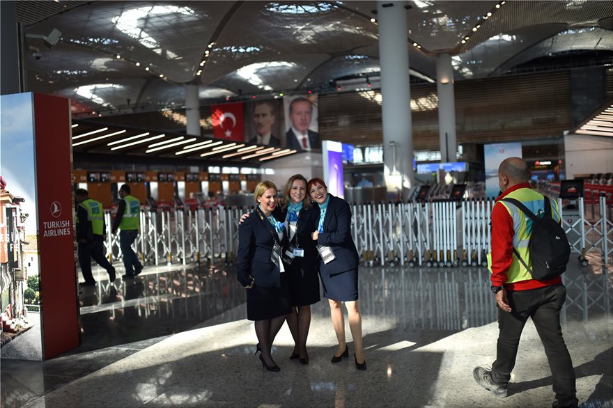 Και το όνομα αυτού... «Istanbul Airport» - Ο Ερντογάν εγκαινίασε το νέο αεροδρόμιο της Κωνσταντινούπολης - Φωτογραφία 9