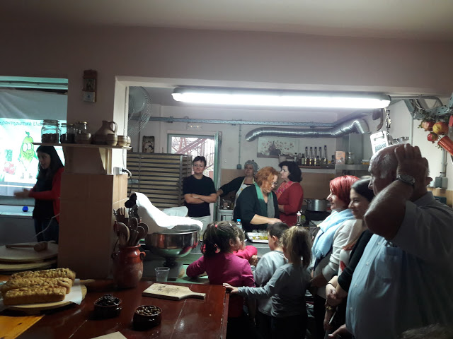 Επίσκεψη του Τμήματος Αγροτικής Παραγωγής του Δήμου Αγρινίου στη ΡΙΓΑΝΗ και ενημέρωση μαθητών για την ανάδειξη τοπικών αγροδιατροφικών προϊόντων - Φωτογραφία 1
