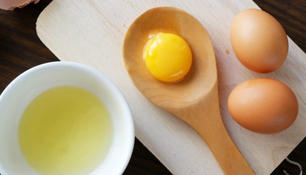 Είναι ασφαλές να τρώμε ωμό αβγό; - Φωτογραφία 1