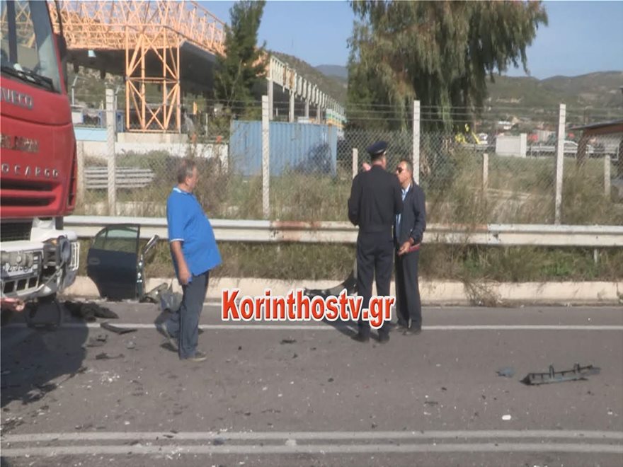 Φρικτό τροχαίο με δύο νεκρούς στην παλαιά εθνική οδό Αθηνών - Κορίνθου - Φωτογραφία 4