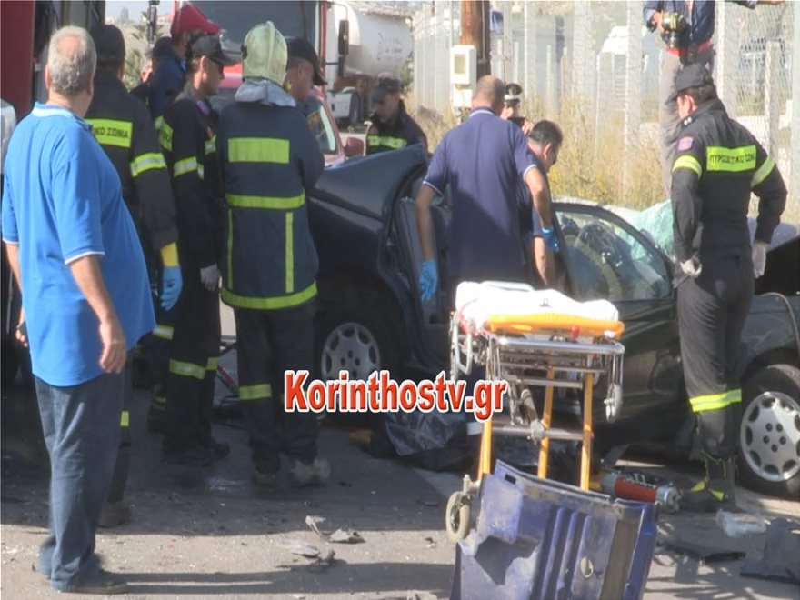 Φρικτό τροχαίο με δύο νεκρούς στην παλαιά εθνική οδό Αθηνών - Κορίνθου - Φωτογραφία 6
