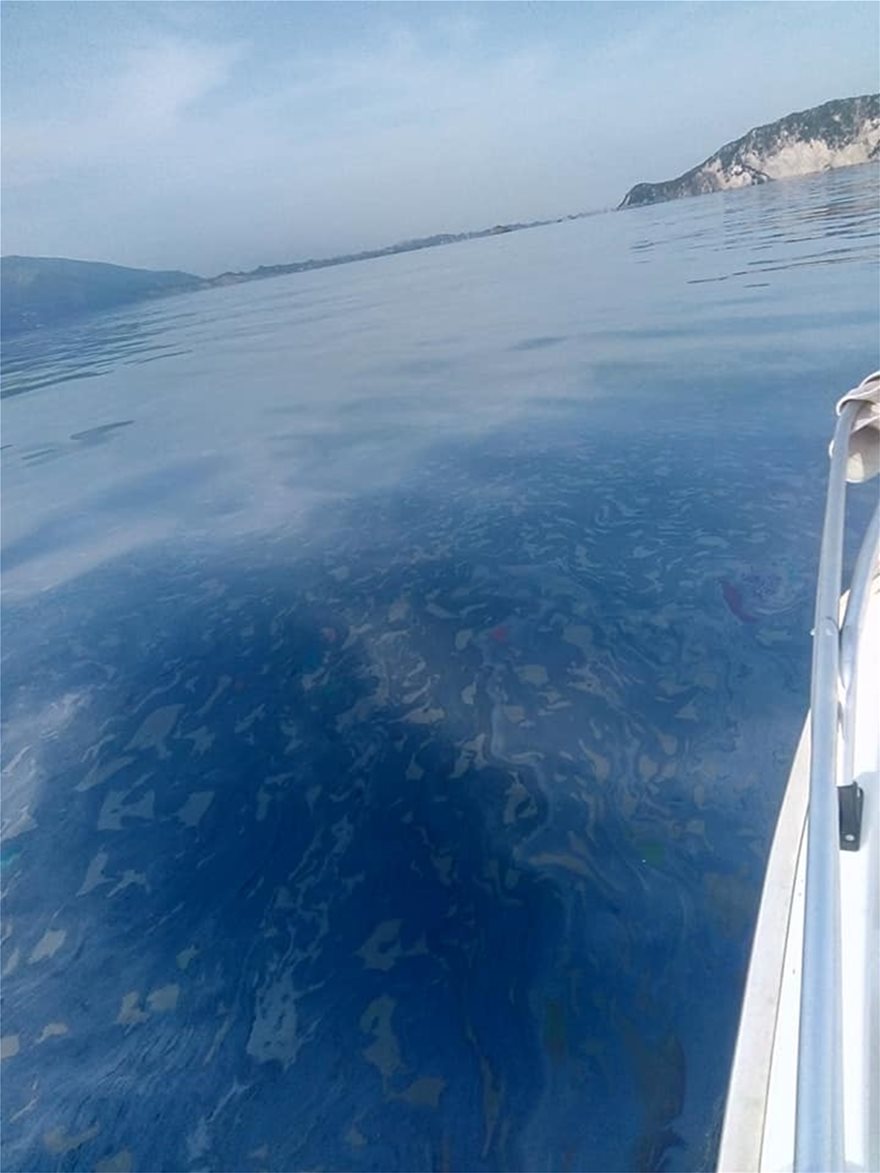 Ζάκυνθος: Πετρέλαιο στη θάλασσα του Μαραθία μετά τον σεισμό των 6,6 Ρίχτερ - Φωτογραφία 2