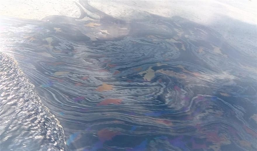 Ζάκυνθος: Πετρέλαιο στη θάλασσα του Μαραθία μετά τον σεισμό των 6,6 Ρίχτερ - Φωτογραφία 3